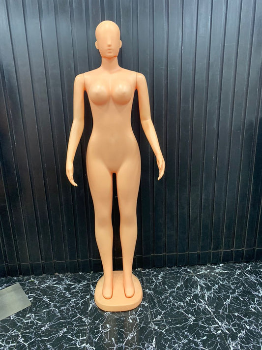 Female Mannequin