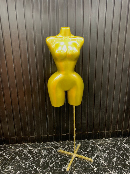 Gold dressform