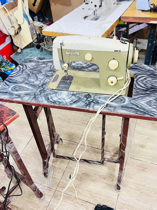 Electric and manual sewing machine