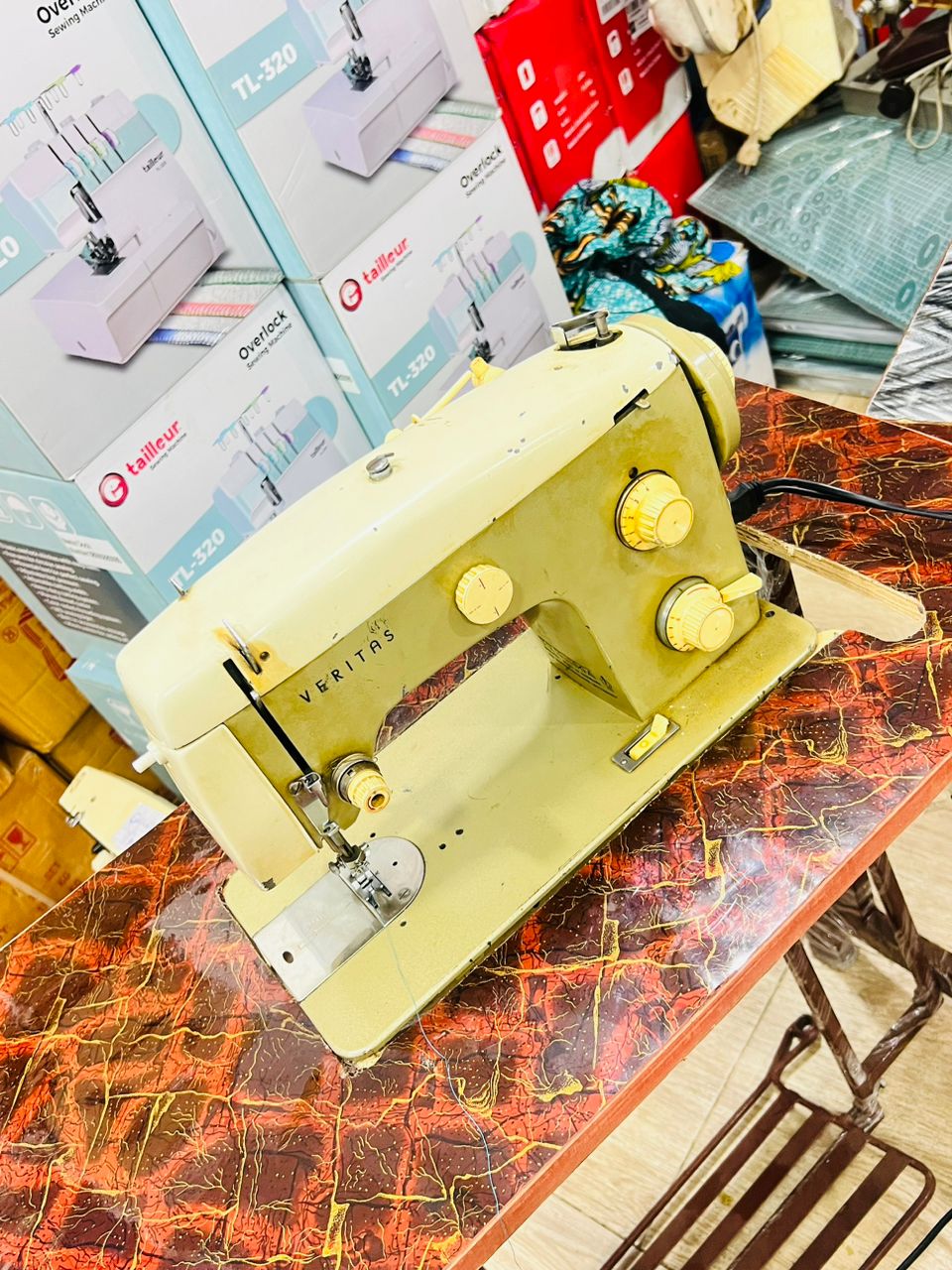 Electric and manual sewing machine